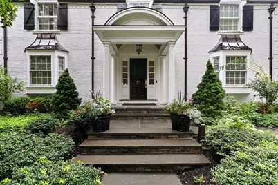 97 Arnold Road, Wellesley, MA 02481 - Photo 2