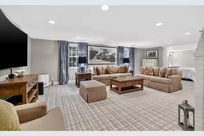 97 Arnold Road, Wellesley, MA 02481 - Photo 32