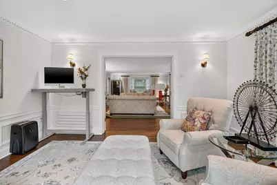 97 Arnold Road, Wellesley, MA 02481 - Photo 8