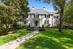 97 Arnold Rd, Wellesley, MA 02481 - Photo 2