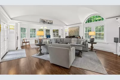 97 Arnold Road, Wellesley, MA 02481 - Photo 16
