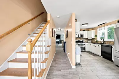 31 Ayer St #31, Haverhill, MA 01832 - Photo 16