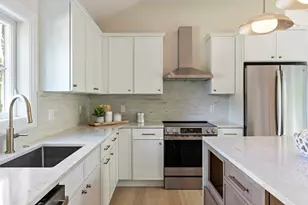 114 Hale St, Beverly, MA 01915 - Photo 12