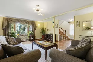 7 Gambier St, Newton, MA 02466 - Photo 4