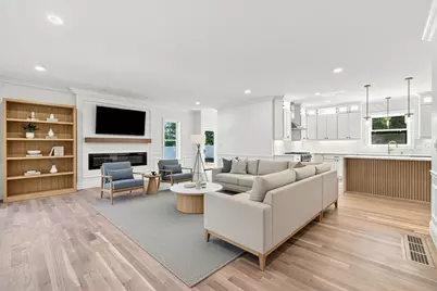 2 Berthold St, Saugus, MA 01906 - Photo 6