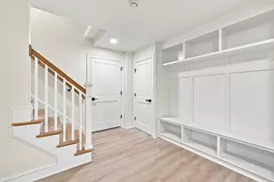 2 Berthold St, Saugus, MA 01906 - Photo 32