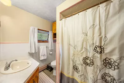 40 Railroad Avenue, Taunton, MA 02780 - Photo 18