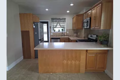 120 Woodrow Ave, Boston, MA 02124 - Photo 6
