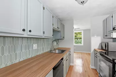 126 Patrick Rd #126, Tewksbury, MA 01876 - Photo 2
