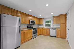 64 Alden St, Plymouth, MA 02360 - Photo 12