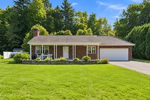 146 Huntington Rd, Russell, MA 01071 - Photo 2