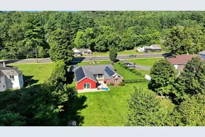 146 Huntington Rd, Russell, MA 01071 - Photo 6