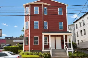 33 Pleasant St, Leominster, MA 01453 - Photo 2