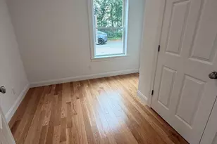 33 Pleasant St, Leominster, MA 01453 - Photo 14
