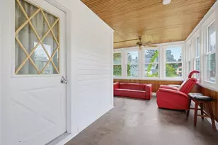 13 Campbell Ave, Leominster, MA 01453 - Photo 24