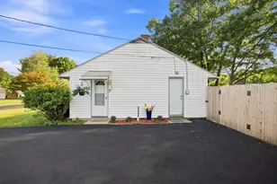 96 Shady Brook Ln, Springfield, MA 01118 - Photo 26