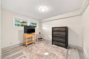 96 Shady Brook Ln, Springfield, MA 01118 - Photo 16
