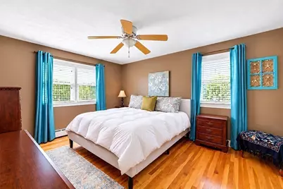 81 Warfield Avenue, Hull, MA 02045 - Photo 18