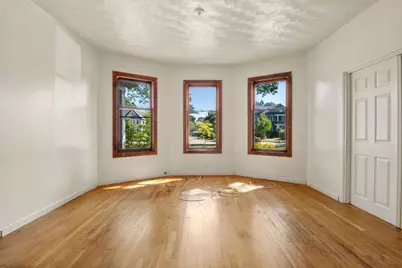 197 Blue Hills Pkwy, Milton, MA 02186 - Photo 2
