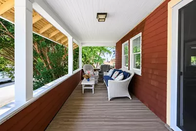 117 Spring St, Hull, MA 02045 - Photo 4