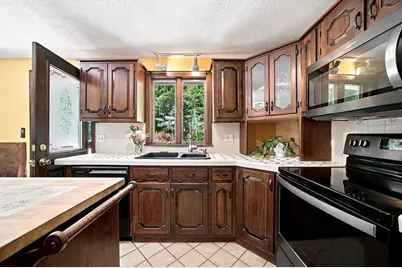 47 Overlook Dr, Easthampton, MA 01027 - Photo 8