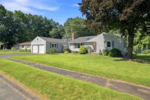 47 Overlook Dr, Easthampton, MA 01027 - Photo 40