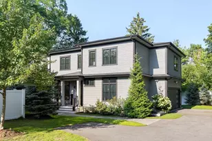 32 Lantern Ln, Wellesley, MA 02481 - Photo 2
