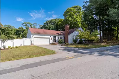 163 Oakside Ave, Methuen, MA 01844 - Photo 2