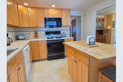 55 Pine Hill Rd, Ashland, MA 01721 - Photo 16