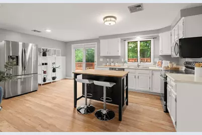 14 Glenn Ave, Salem, MA 01970 - Photo 8