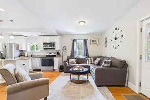 275 Holmes St, Halifax, MA 02338 - Photo 6