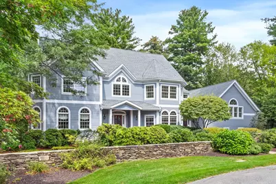 27 Carriage Drive, Lexington, MA 02420 - Photo 2