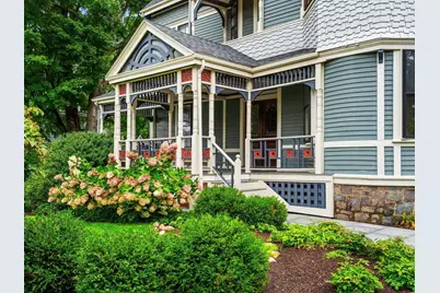 44 Putnam Street, Newton, MA 02465 - Photo 2