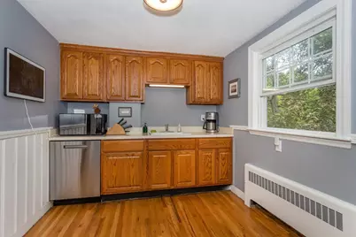 133 Gulliver St, Milton, MA 02186 - Photo 8