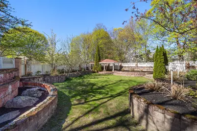 581 California, Newton, MA 02460 - Photo 20