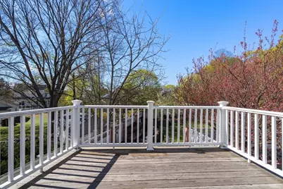 581 California, Newton, MA 02460 - Photo 10