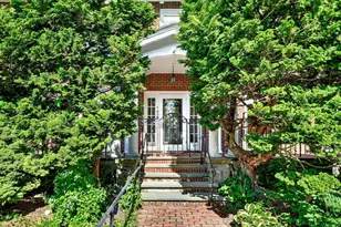 127 Commonwealth Ave, Newton, MA 02467 - Photo 34