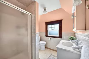 127 Commonwealth Ave, Newton, MA 02467 - Photo 28