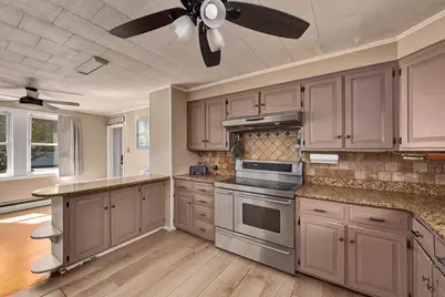 37 Riverdale Ave, Haverhill, MA 01835 - Photo 4