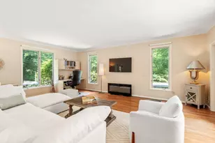 375 Atherton St, Milton, MA 02186 - Photo 10
