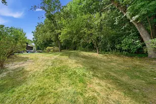 16 Country Club Rd, Peabody, MA 01960 - Photo 30