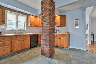 58 Charnwood Rd, Medford, MA 02155 - Photo 18