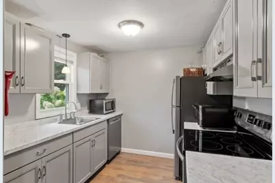 30 Sycamore Drive #30, Leominster, MA 01453 - Photo 4