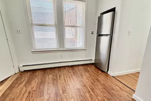 39 Shawmut St, Chelsea, MA 02150 - Photo 4