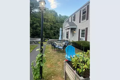 190 Sylvan St #2, Melrose, MA 02176 - Photo 2