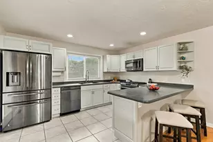 139 Captain Eames Cir, Ashland, MA 01721 - Photo 1