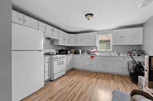 19 Hiawatha Rd, Boston, MA 02126 - Photo 6