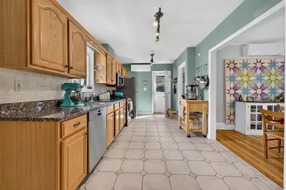 15 Draper St, Medford, MA 02155 - Photo 10