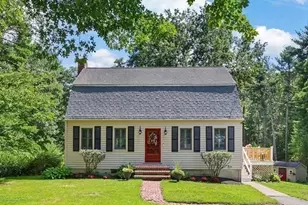 35 North St, Duxbury, MA 02332 - Photo 2