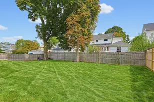 22 Emerson St, Belmont, MA 02478 - Photo 26